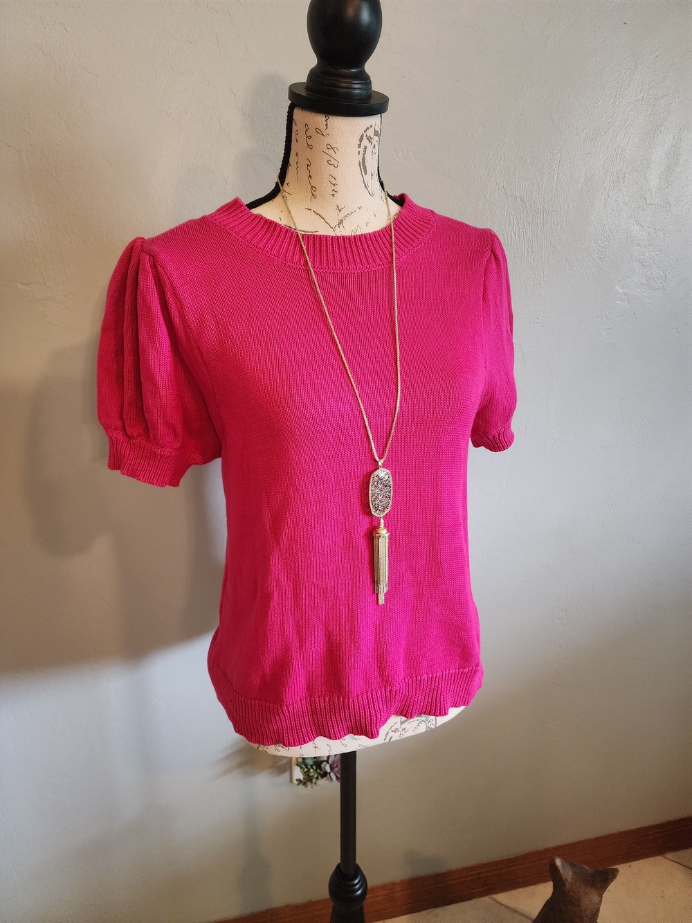 Gilli Short Sleeve Ribbed Sweater in Raspberry Pink - Picture 2 of 6